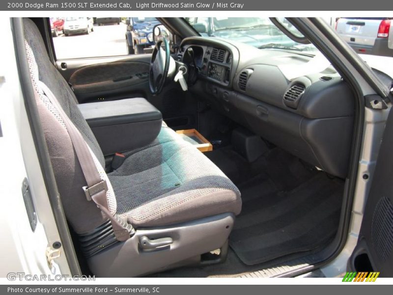 Light Driftwood Satin Glow / Mist Gray 2000 Dodge Ram 1500 SLT Extended Cab