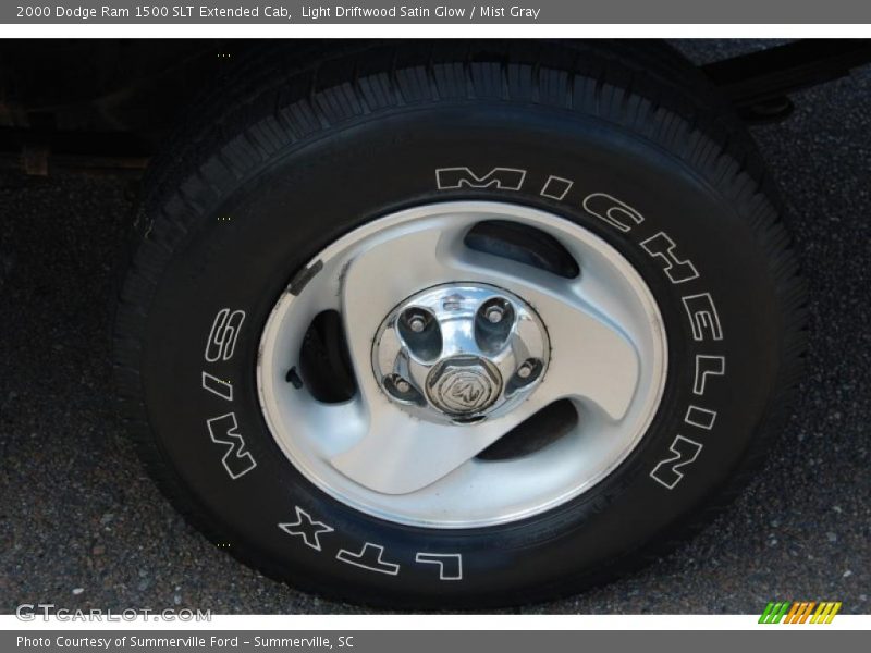 Light Driftwood Satin Glow / Mist Gray 2000 Dodge Ram 1500 SLT Extended Cab