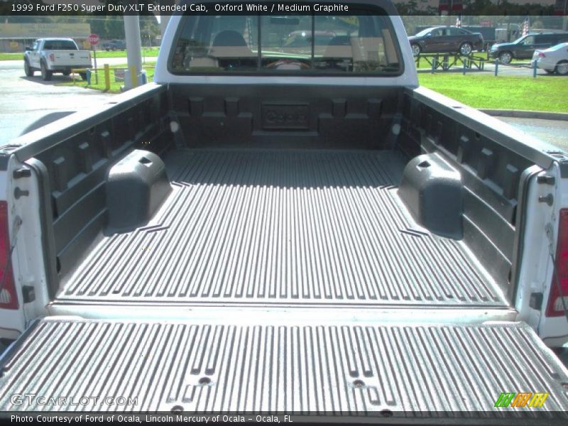 Oxford White / Medium Graphite 1999 Ford F250 Super Duty XLT Extended Cab