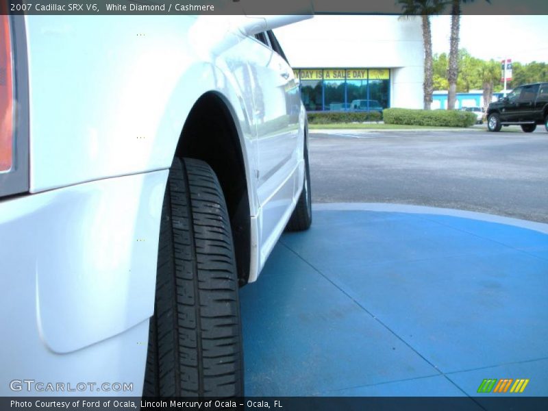 White Diamond / Cashmere 2007 Cadillac SRX V6