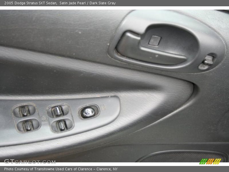 Satin Jade Pearl / Dark Slate Gray 2005 Dodge Stratus SXT Sedan