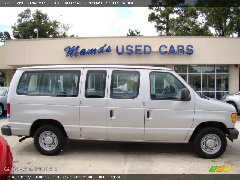 Silver Metallic / Medium Flint 2005 Ford E Series Van E150 XL Passenger