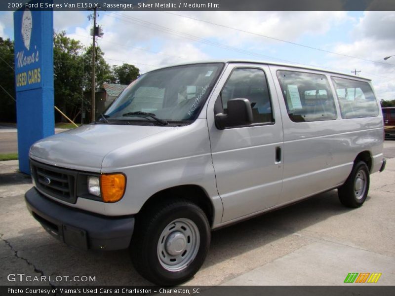 Silver Metallic / Medium Flint 2005 Ford E Series Van E150 XL Passenger