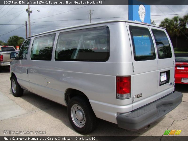 Silver Metallic / Medium Flint 2005 Ford E Series Van E150 XL Passenger