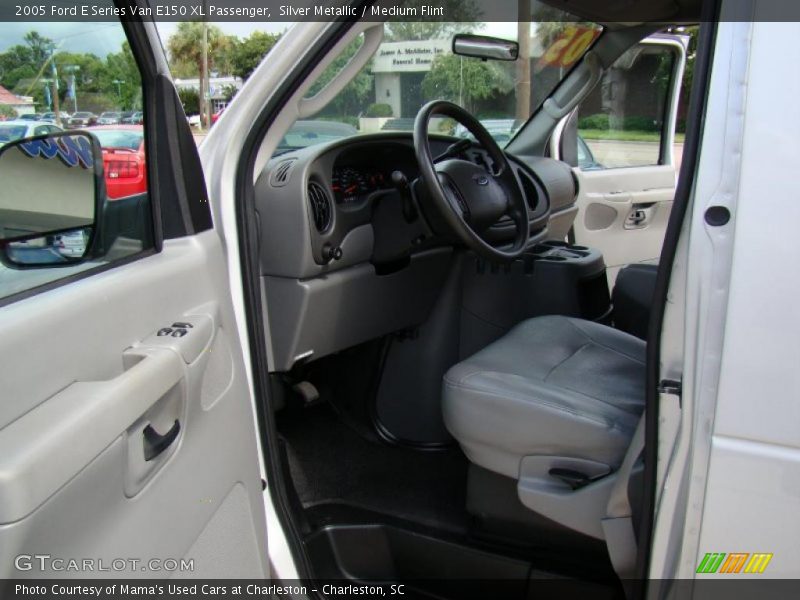 Silver Metallic / Medium Flint 2005 Ford E Series Van E150 XL Passenger