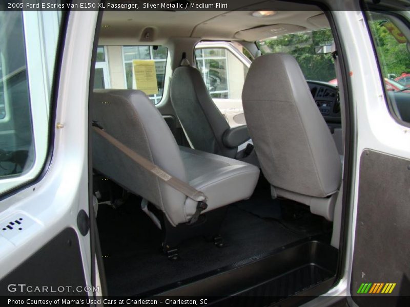 Silver Metallic / Medium Flint 2005 Ford E Series Van E150 XL Passenger