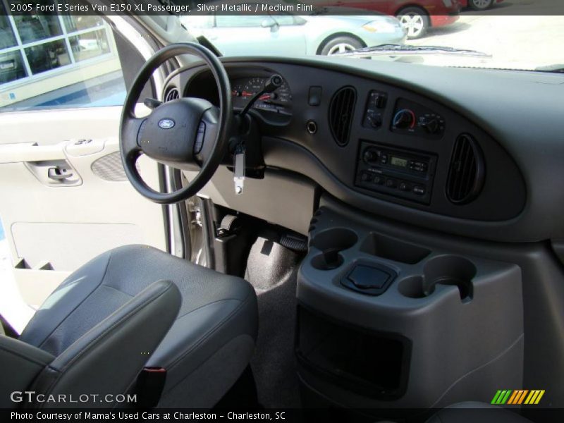 Silver Metallic / Medium Flint 2005 Ford E Series Van E150 XL Passenger