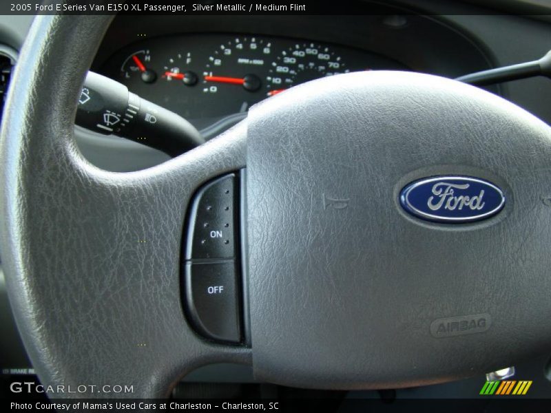 Silver Metallic / Medium Flint 2005 Ford E Series Van E150 XL Passenger