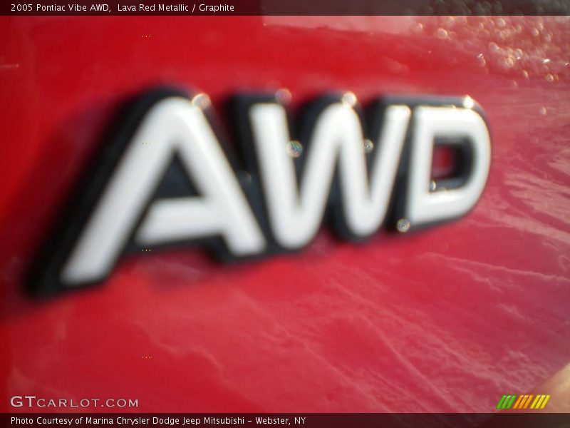 Lava Red Metallic / Graphite 2005 Pontiac Vibe AWD