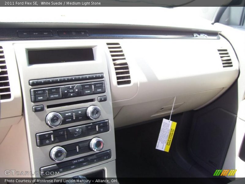 White Suede / Medium Light Stone 2011 Ford Flex SE