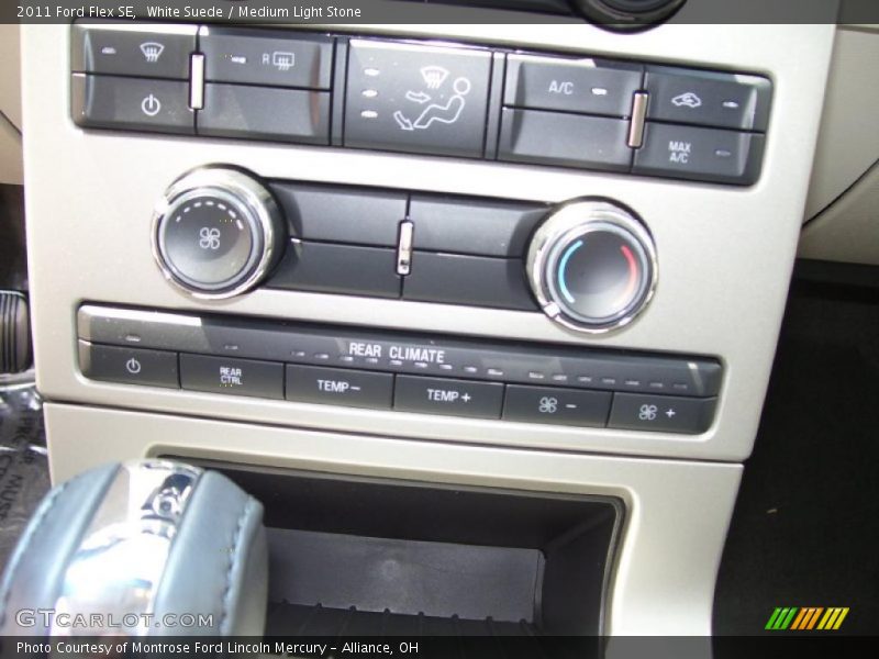 White Suede / Medium Light Stone 2011 Ford Flex SE
