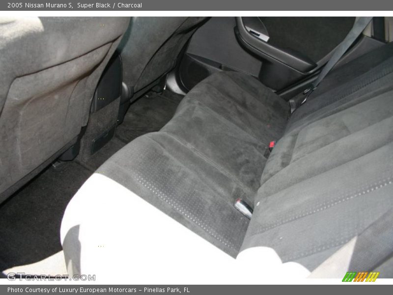 Super Black / Charcoal 2005 Nissan Murano S