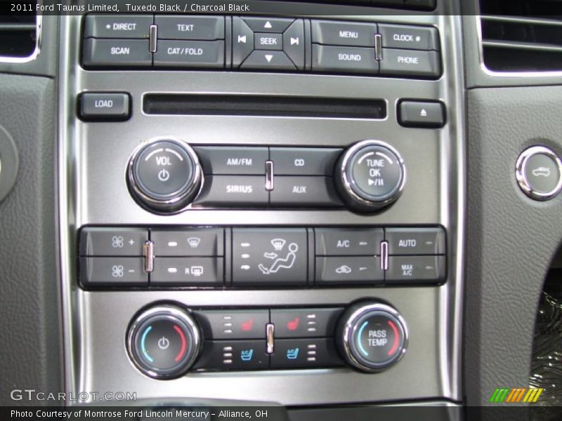 Tuxedo Black / Charcoal Black 2011 Ford Taurus Limited