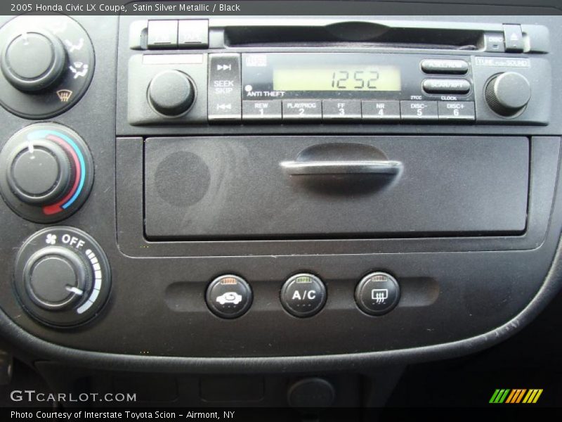 Satin Silver Metallic / Black 2005 Honda Civic LX Coupe