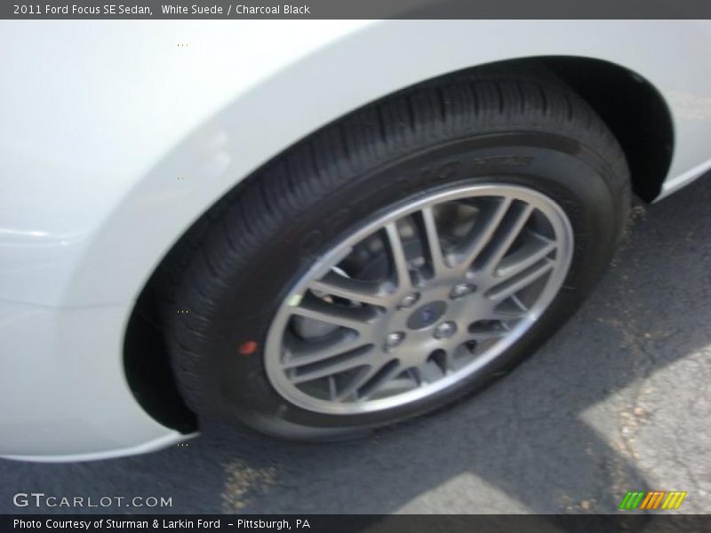 White Suede / Charcoal Black 2011 Ford Focus SE Sedan