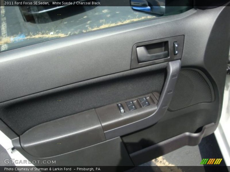 White Suede / Charcoal Black 2011 Ford Focus SE Sedan