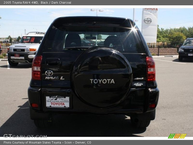 Black / Dark Charcoal 2005 Toyota RAV4 4WD