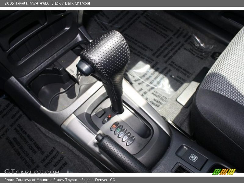 Black / Dark Charcoal 2005 Toyota RAV4 4WD