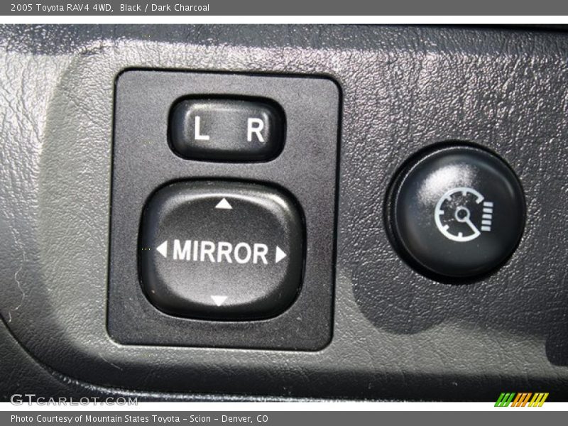 Black / Dark Charcoal 2005 Toyota RAV4 4WD