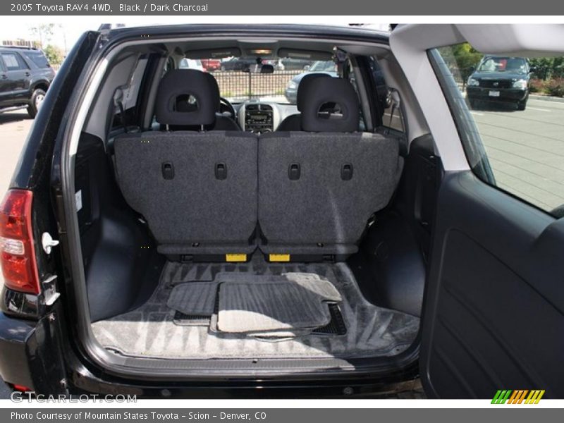 Black / Dark Charcoal 2005 Toyota RAV4 4WD