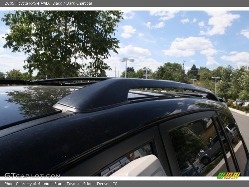 Black / Dark Charcoal 2005 Toyota RAV4 4WD
