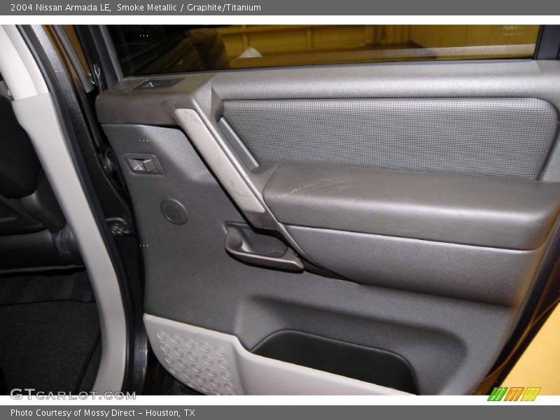 Smoke Metallic / Graphite/Titanium 2004 Nissan Armada LE