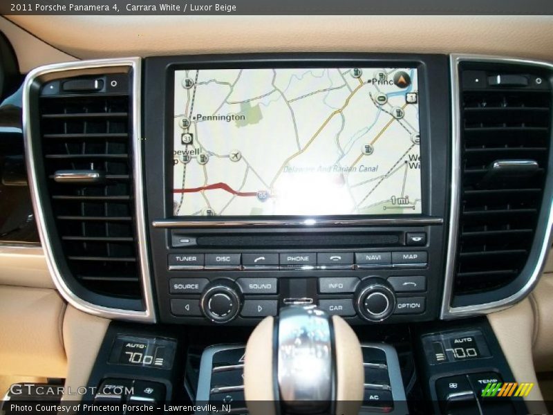 Carrara White / Luxor Beige 2011 Porsche Panamera 4