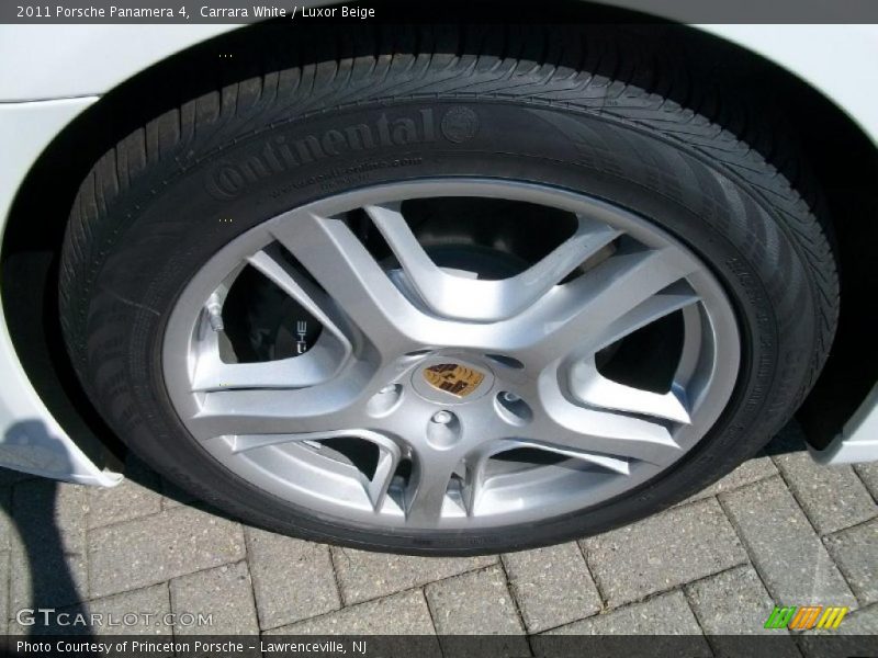 Carrara White / Luxor Beige 2011 Porsche Panamera 4
