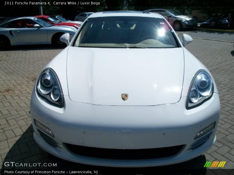 Carrara White / Luxor Beige 2011 Porsche Panamera 4