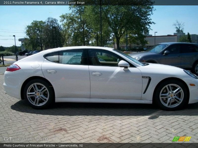 Carrara White / Luxor Beige 2011 Porsche Panamera 4