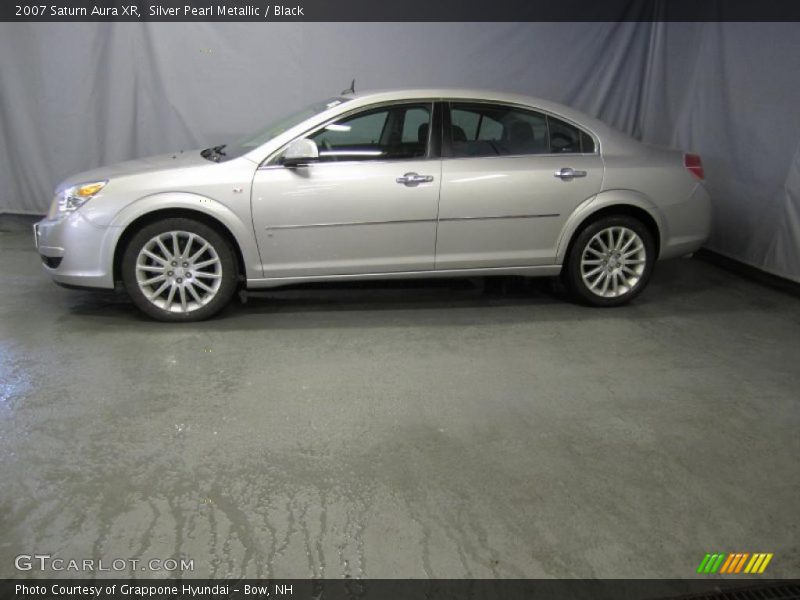 Silver Pearl Metallic / Black 2007 Saturn Aura XR