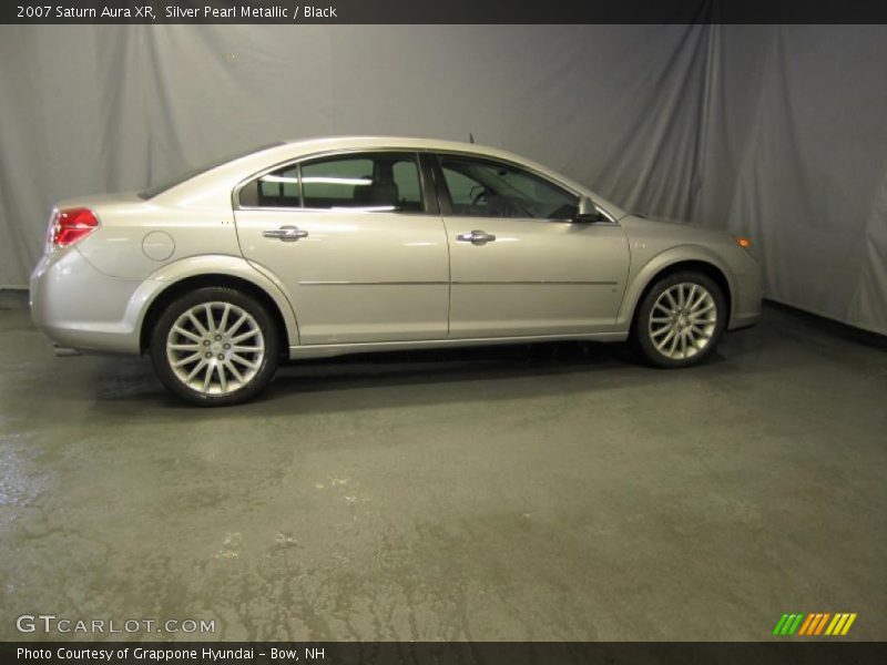 Silver Pearl Metallic / Black 2007 Saturn Aura XR
