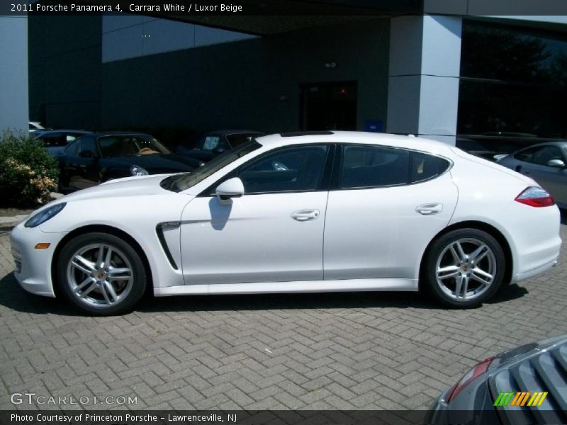 Carrara White / Luxor Beige 2011 Porsche Panamera 4