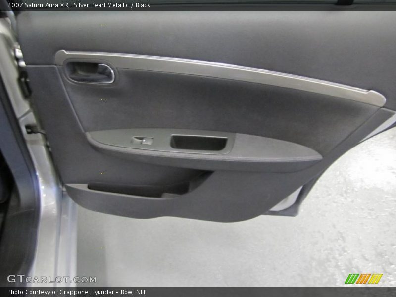 Silver Pearl Metallic / Black 2007 Saturn Aura XR