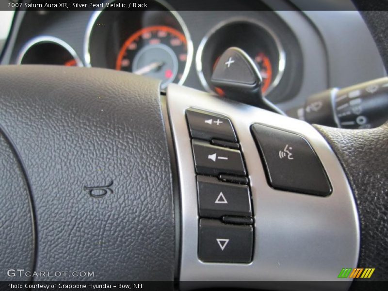 Silver Pearl Metallic / Black 2007 Saturn Aura XR