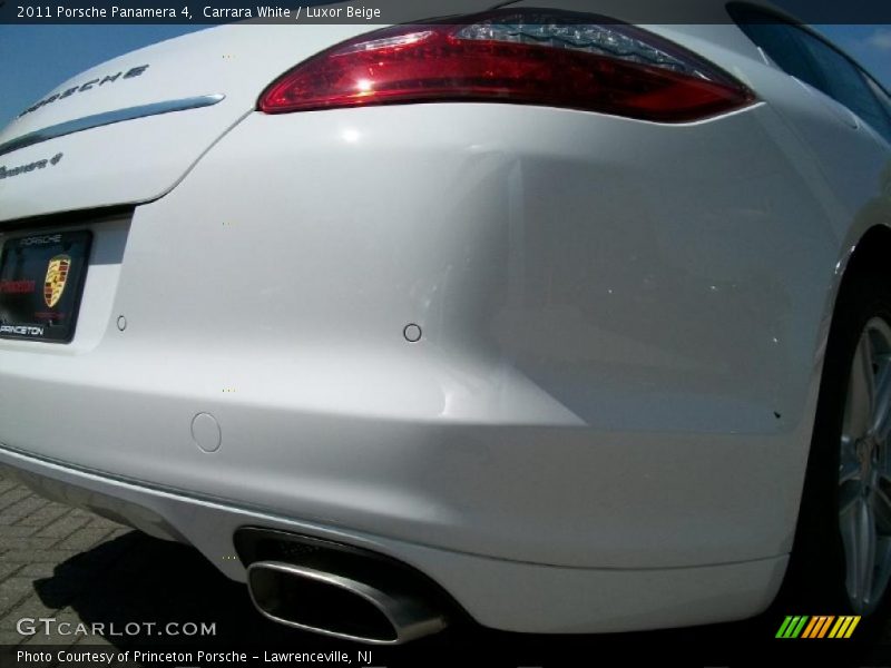 Carrara White / Luxor Beige 2011 Porsche Panamera 4
