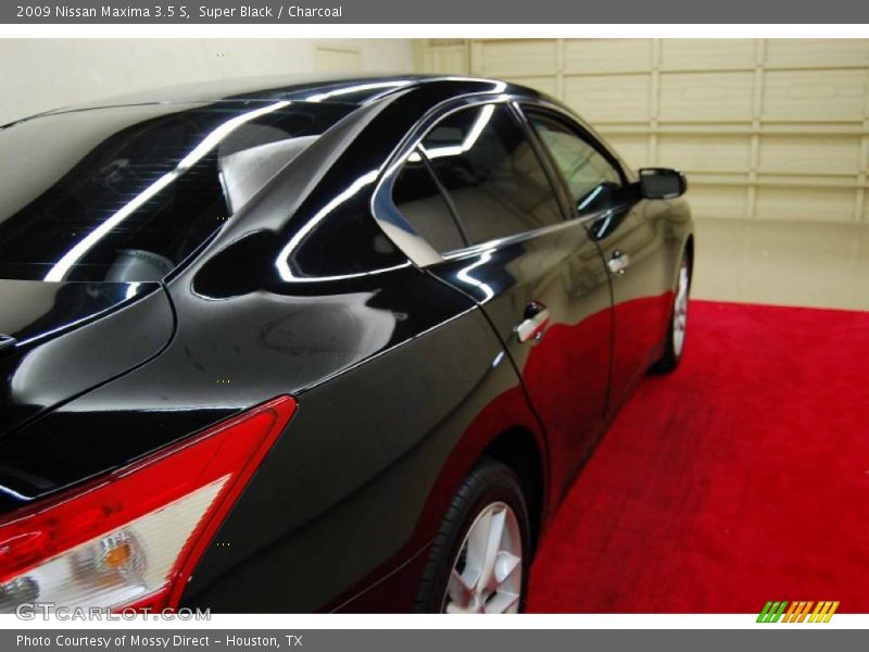 Super Black / Charcoal 2009 Nissan Maxima 3.5 S