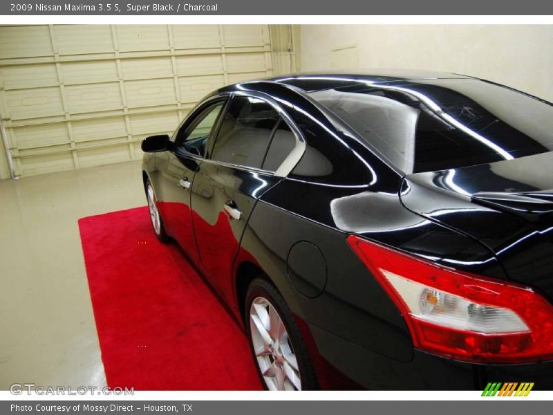 Super Black / Charcoal 2009 Nissan Maxima 3.5 S