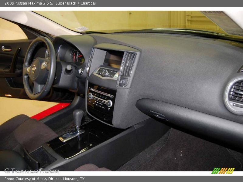 Super Black / Charcoal 2009 Nissan Maxima 3.5 S