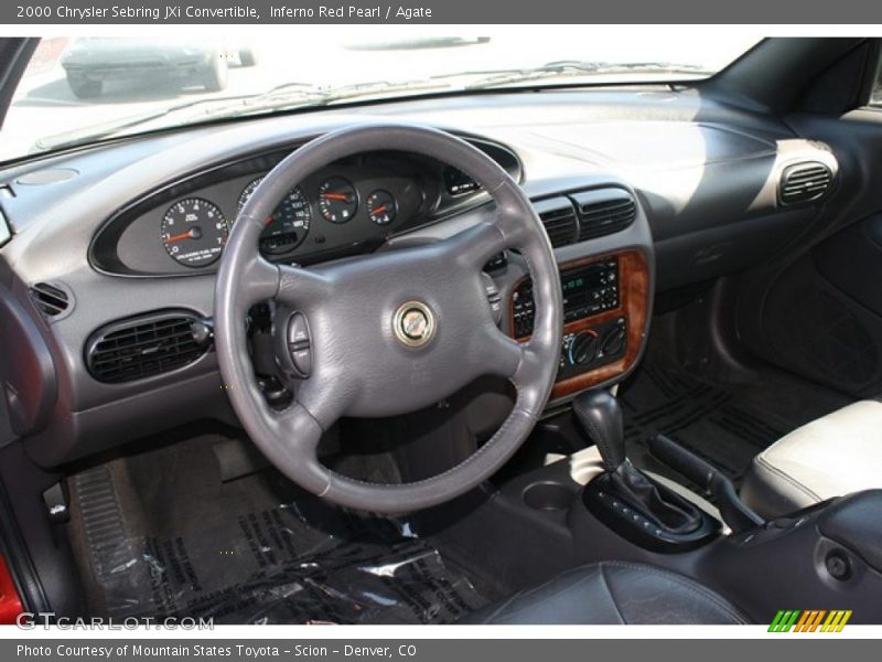 Inferno Red Pearl / Agate 2000 Chrysler Sebring JXi Convertible