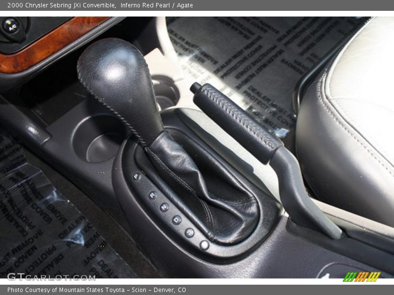 Inferno Red Pearl / Agate 2000 Chrysler Sebring JXi Convertible