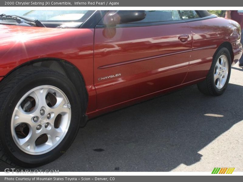 Inferno Red Pearl / Agate 2000 Chrysler Sebring JXi Convertible