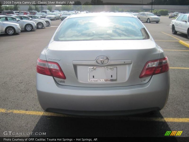 Classic Silver Metallic / Ash 2009 Toyota Camry LE