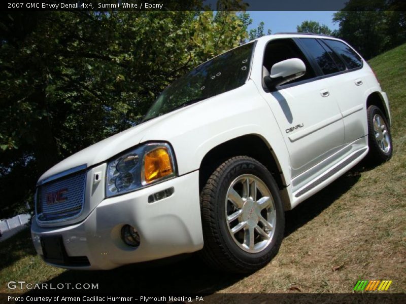 Summit White / Ebony 2007 GMC Envoy Denali 4x4