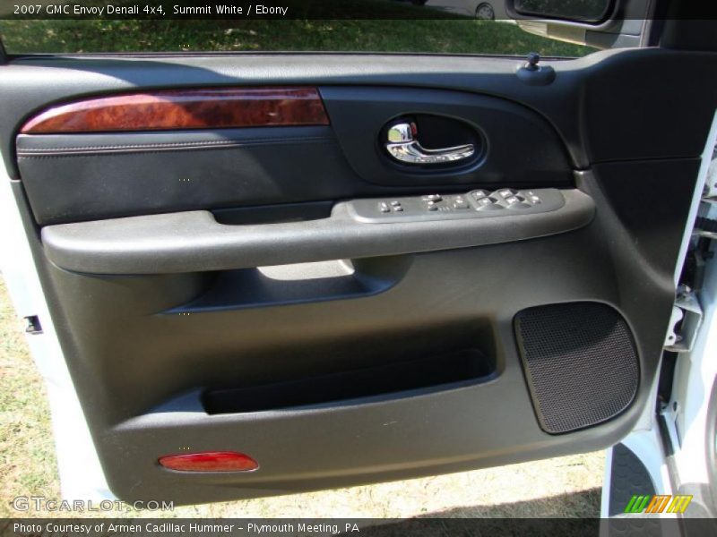Summit White / Ebony 2007 GMC Envoy Denali 4x4
