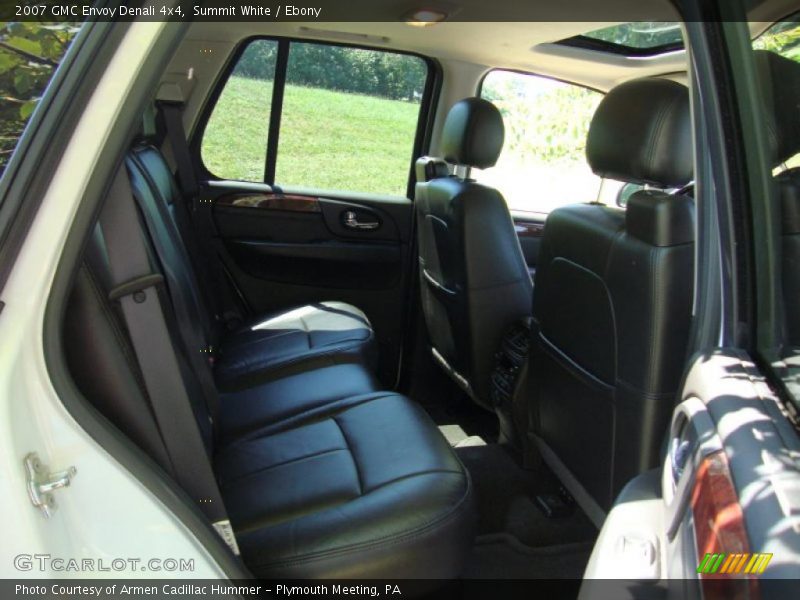 Summit White / Ebony 2007 GMC Envoy Denali 4x4