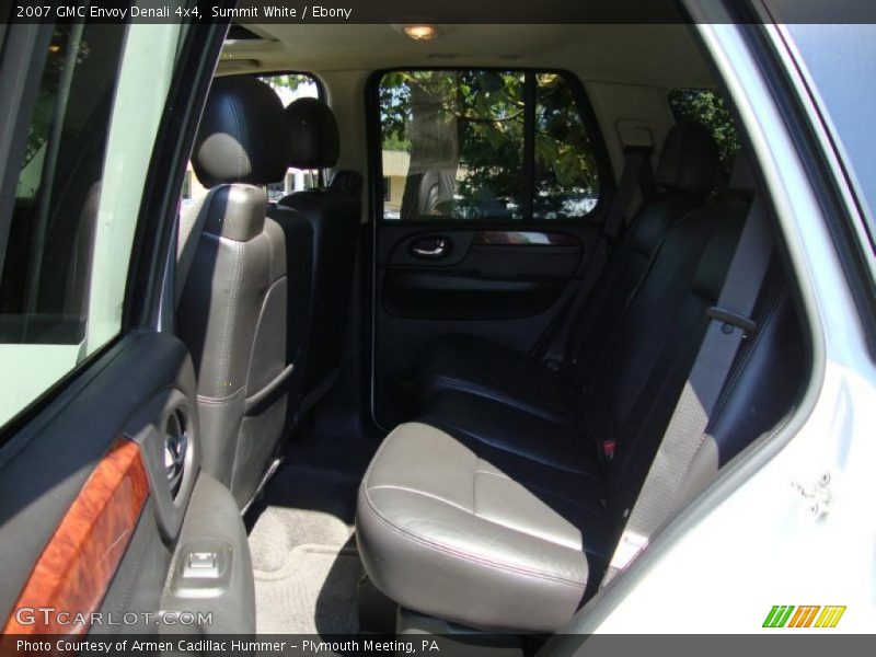 Summit White / Ebony 2007 GMC Envoy Denali 4x4