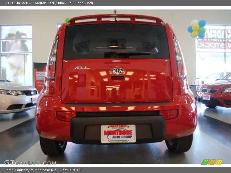 Molten Red / Black Soul Logo Cloth 2011 Kia Soul +