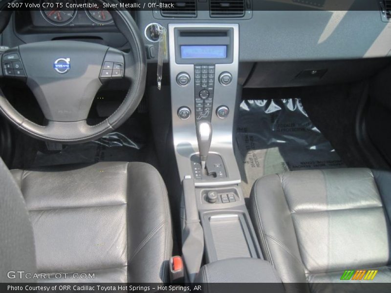 Silver Metallic / Off-Black 2007 Volvo C70 T5 Convertible