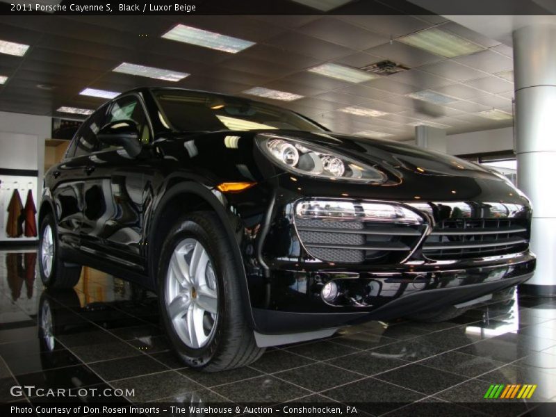 Black / Luxor Beige 2011 Porsche Cayenne S